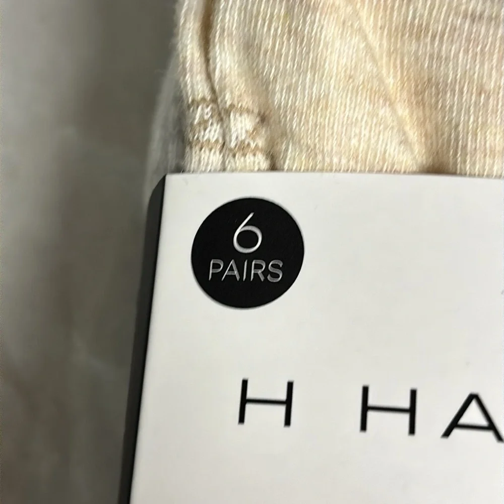 New H Halston Socks Women’s 6 Pair Tan & White Soft Quarters Casual Activewear - Picture 8 of 14